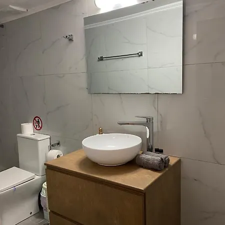 Appartamento New 1.5km From The Center Of Chania La Canea