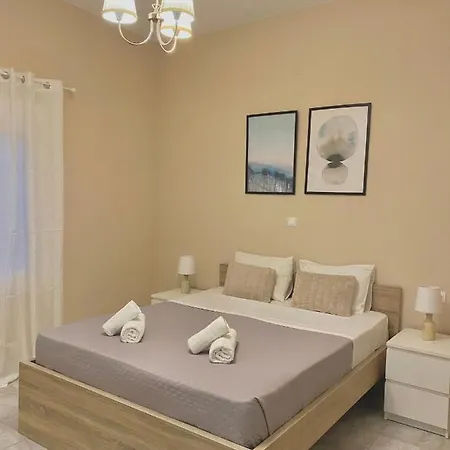 New 1.5km From The Center Of Chania Apartamento